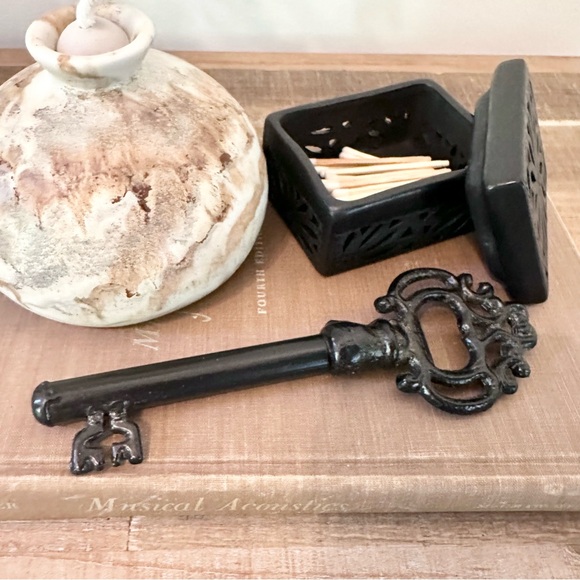 Key Large Vintage Black Skeleton Key Hidden Corkscrew black silver shelf decor - Picture 3 of 8